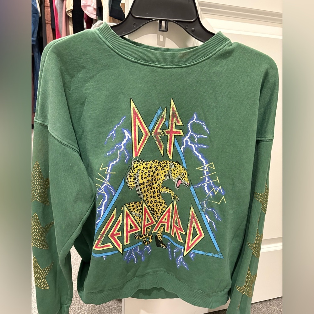 Def Leppard Graphic Sweatshirt, crewneck, from The Buckle, small